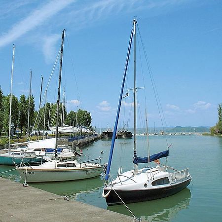 Legkondicionalt, Erkelyes Szoba, Privat Fuerdovel A Balatonon Kőröshegy 外观 照片