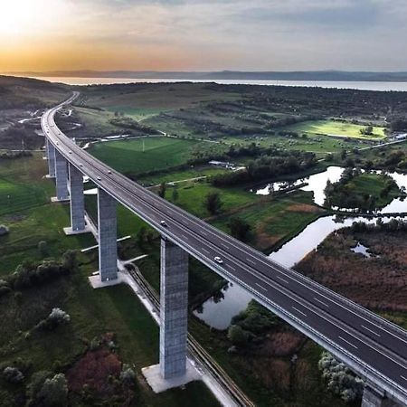 Legkondicionalt, Erkelyes Szoba, Privat Fuerdovel A Balatonon Kőröshegy 外观 照片